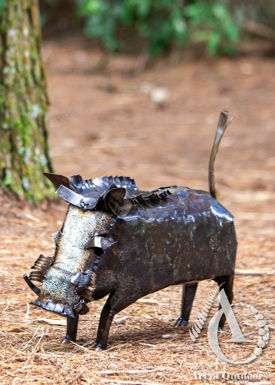 Metal Bush Pig Medium