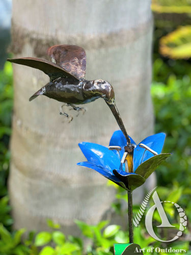 Hummingbird Stem Garden Art